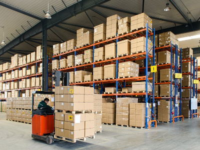 Finished plastic bottle warehouse