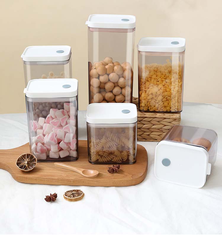 0.7L 1.1L 1.5L Three Different Sizes Food Conatiners Plastic Cereal Container With Airtight Lids And Silicon Strip For Grains Sn