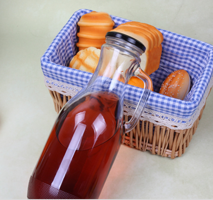 1.5L custom juice handle bottle with metal cap