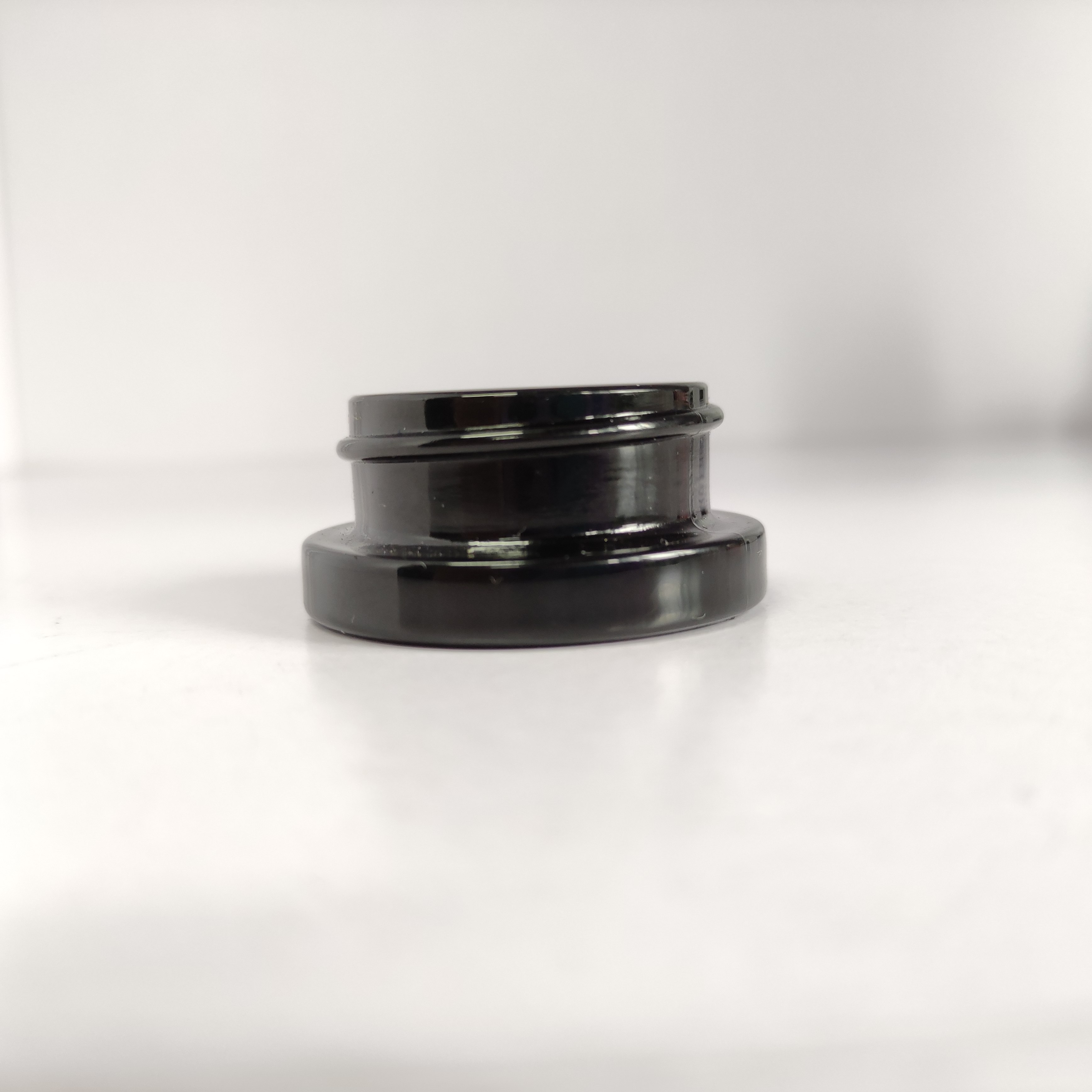 1.76oz 50ml 50g OEM white glass medical skincare cream jars custom 9ml squared round CBD concentrate jars without CRC cap