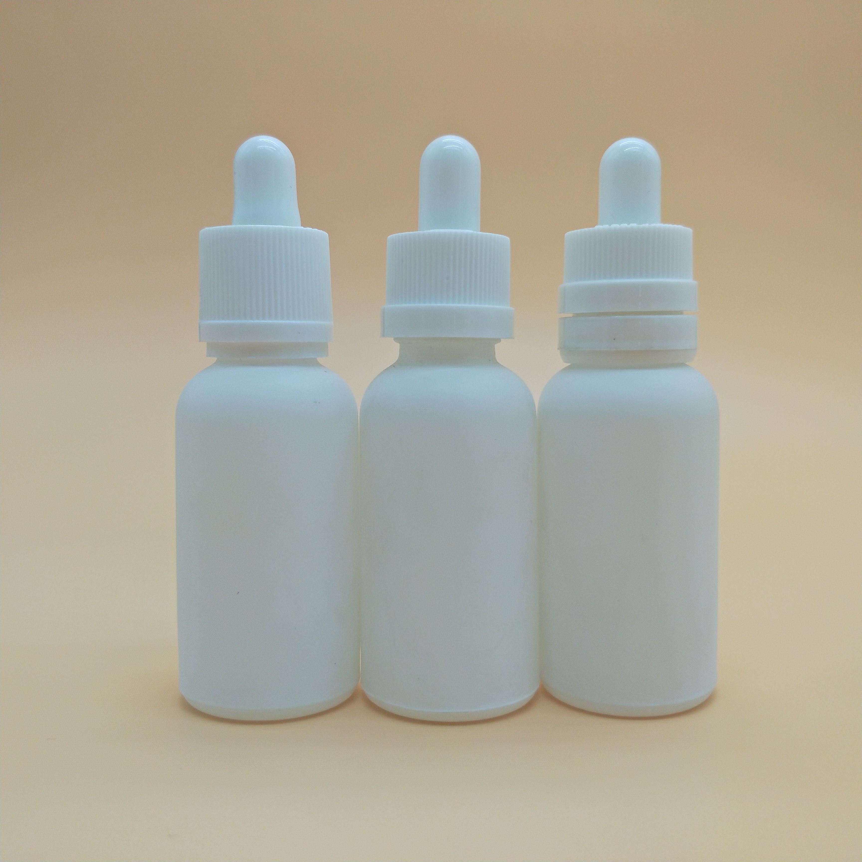 1 oz matte white facial oil glass dropper bottle with calibrated pipette 30ml essential oil vial glass eliquid bottle