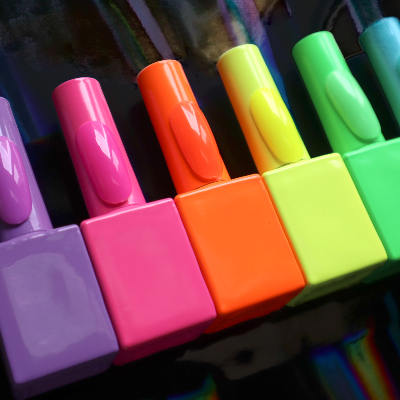 10-15ml Empty Nail Polish Gel Polish Bottles With White Brush.empty nail polish bottle