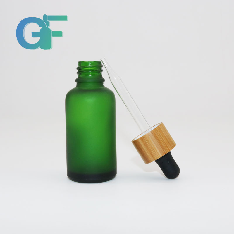 10 ml 15ml 30 ml amber blue glass essential oil bottle with bamboo dropper cap