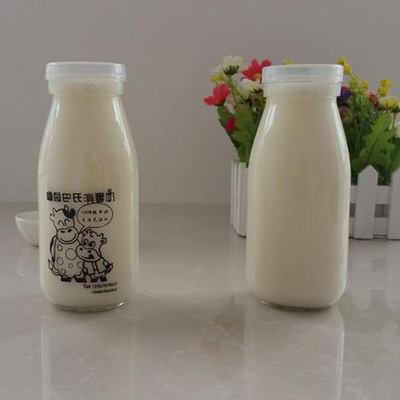 100-500ml glass milk bottle with plastic lid sealed yogurt bottle