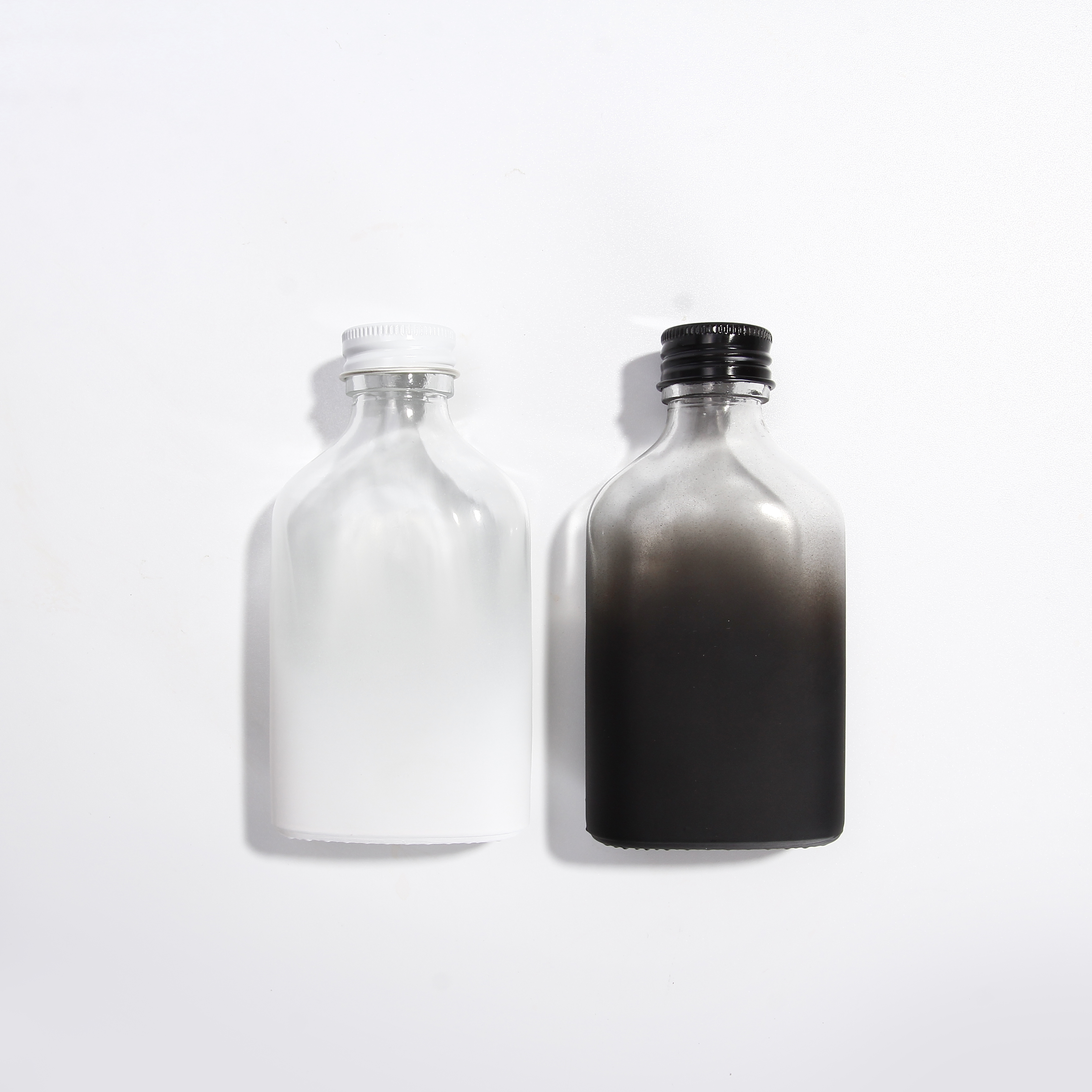 100 ml 200 ml 250 ml 500 ml Clear Flat Hip Flask Beverage Packing Cold Brew Coffee Whisky Glass Bottles For Liquor Tea