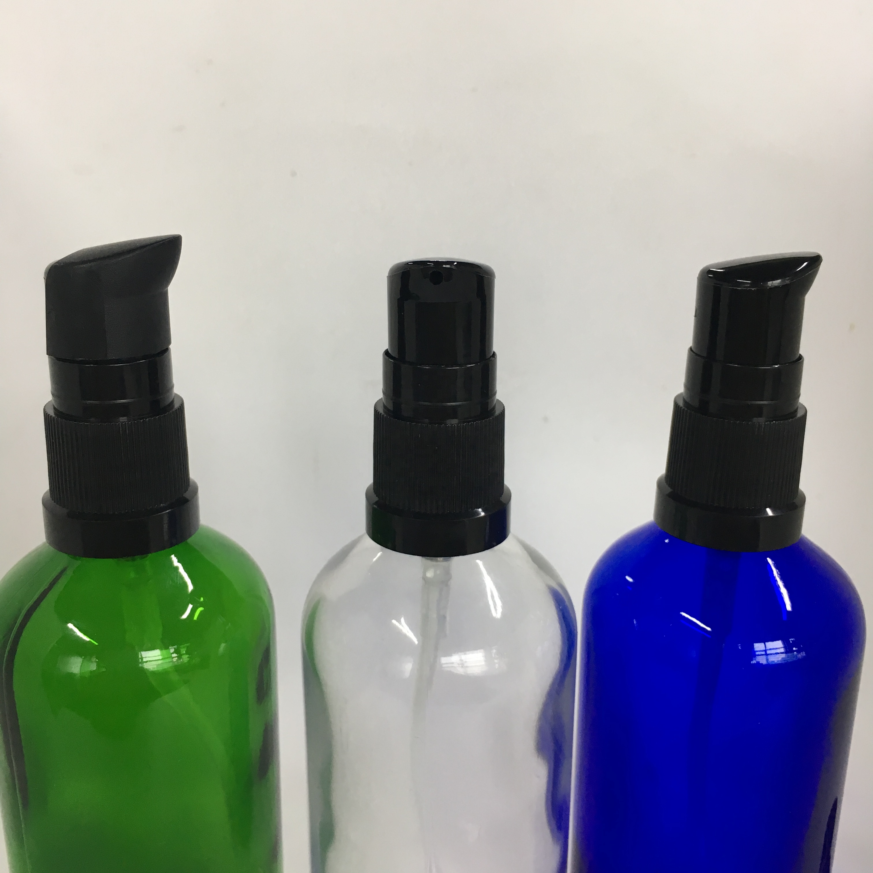 100 ml green Glass essential oil perfume sprayer bottle for perfume cosmetic packaging