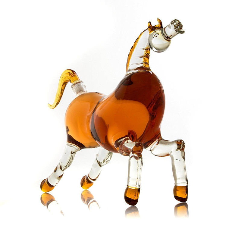 1000ml Handmade Zodiac Horse Animal Shaped Glass Bottle for Brandy / Glass Animal Bottle / Buffalo Glass Bottle