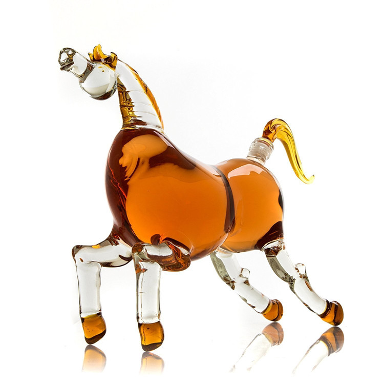 1000ml Handmade Zodiac Horse Animal Shaped Glass Bottle for Brandy / Glass Animal Bottle / Buffalo Glass Bottle