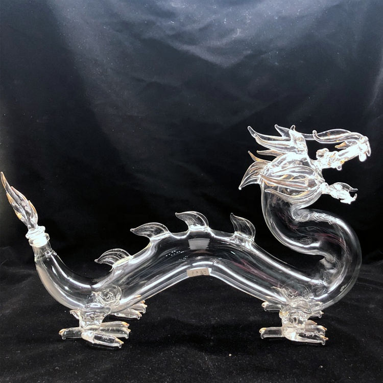 1000ml glass dragon shape wine decanter for whiskey and vodka