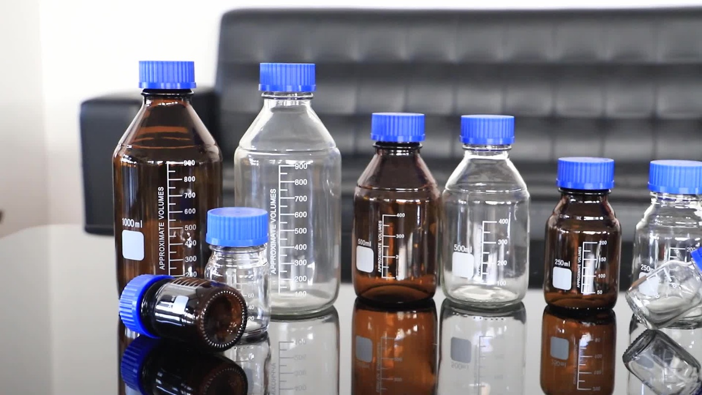 100ml-1000ml / screw cap blue screw cap glass reagent for laboratory utensils medical supplies laboratory glass reagent bottle