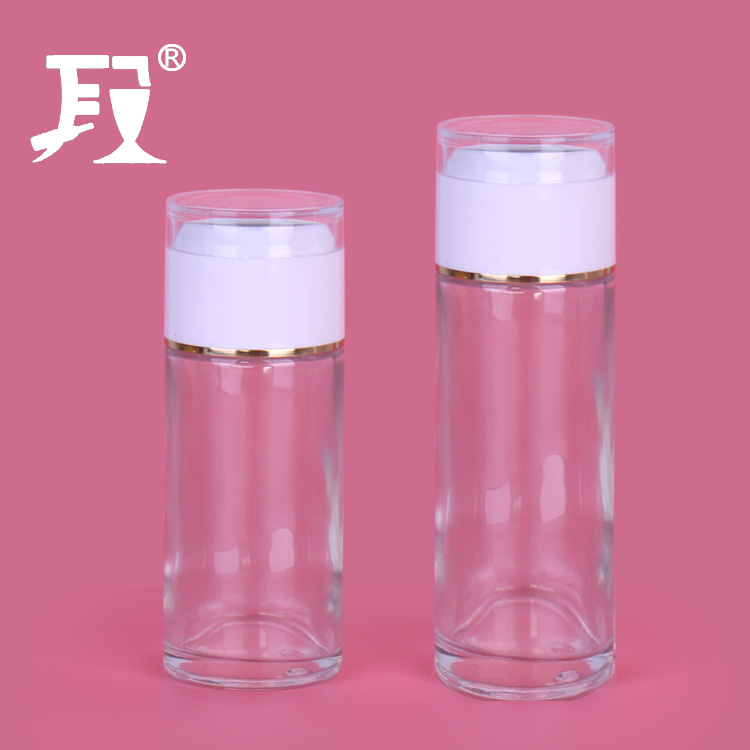 100ml 130ml Glass lotion bottle with pump sprayer