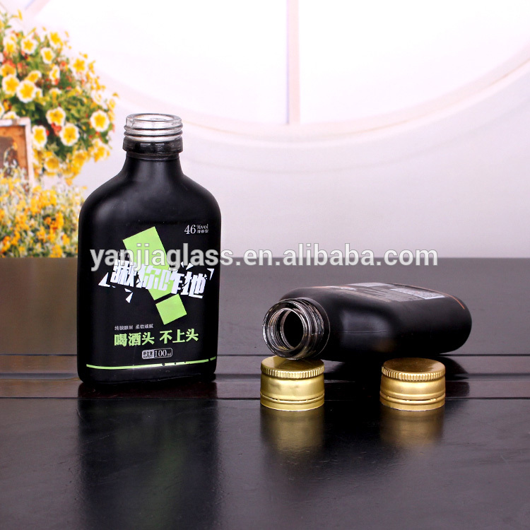 100ml Matte black flat glass alcohol bottle liquor bottle with metal cap