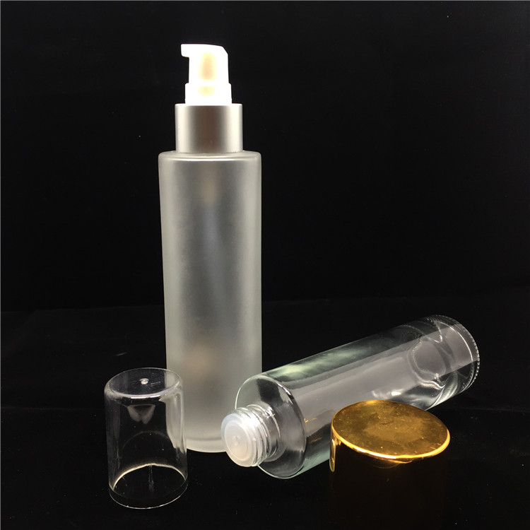 100ml clear frosted cosmetic bottle with pump bamboo cap