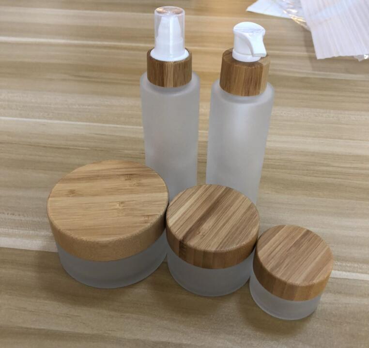 100ml frosted glass cosmetic spray bottle with bamboo pump