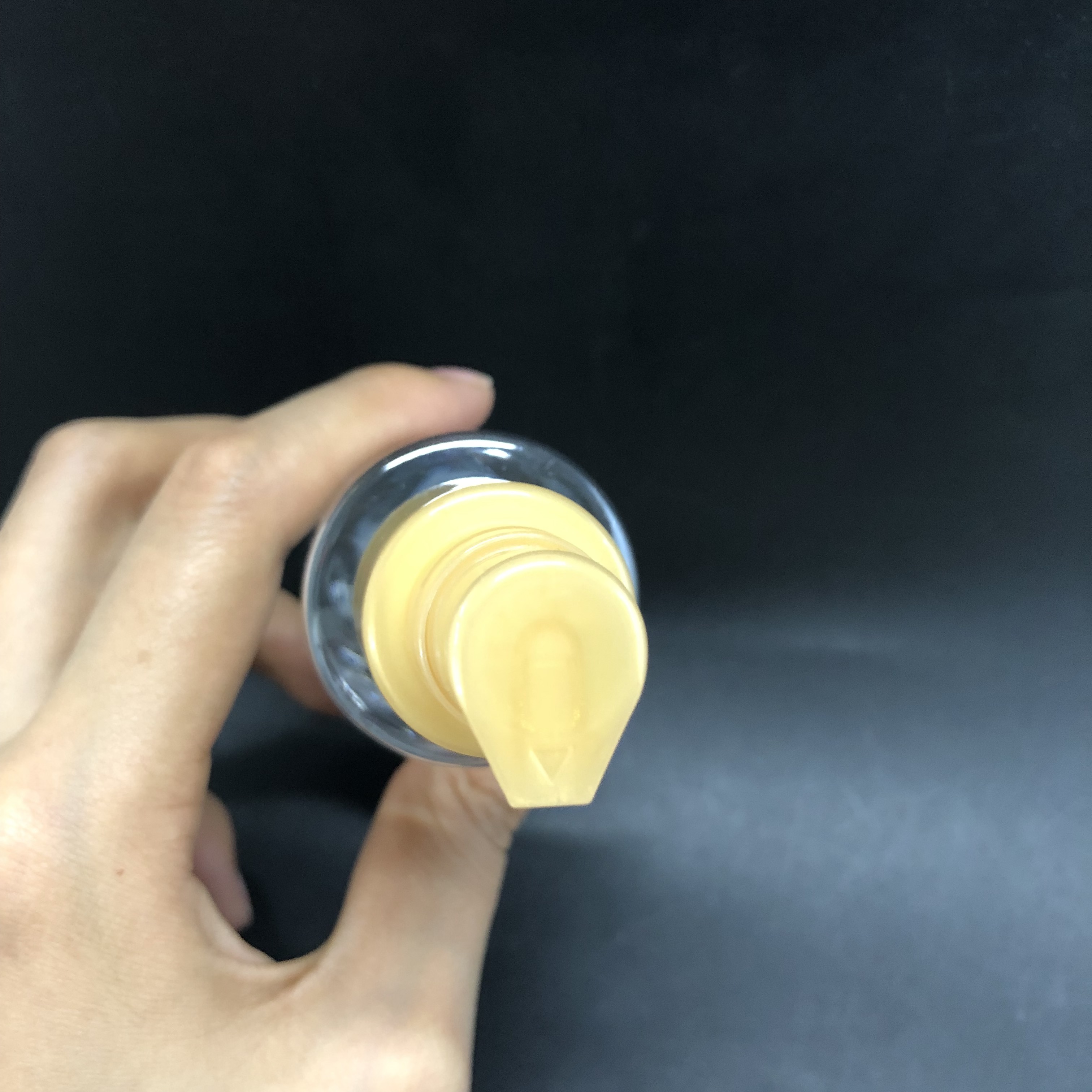 100ml pharmaceutical clear plastic bottle with 24mm yellow color lotion pump
