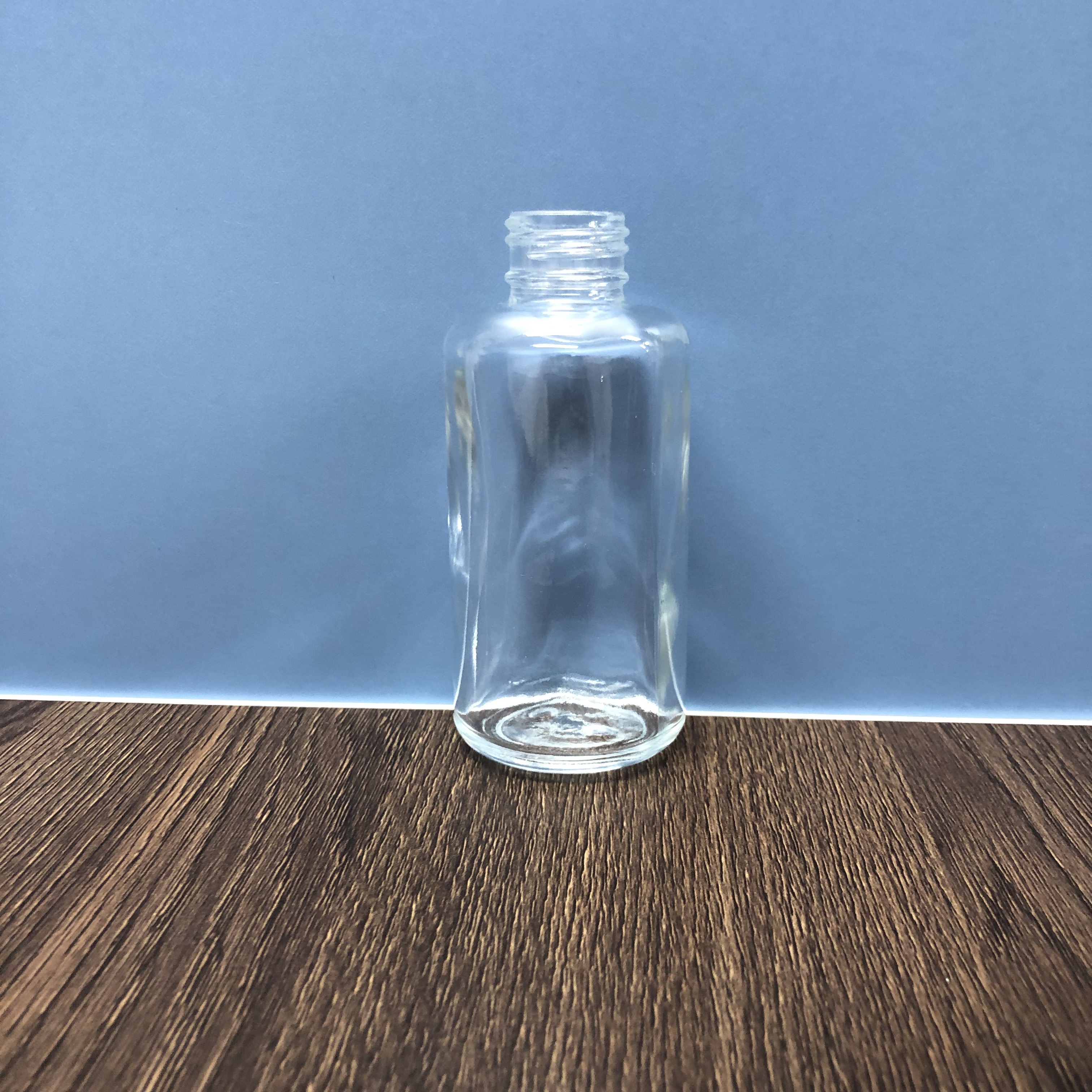 100ml round glass perfume bottle with 15mm neck finish wholesale