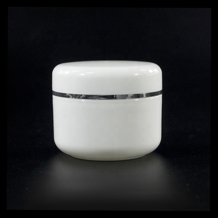 10g 20g 50g 100g 150g 200g 250g cosmetic cream container White PP plastic jar with silver edge dome lid