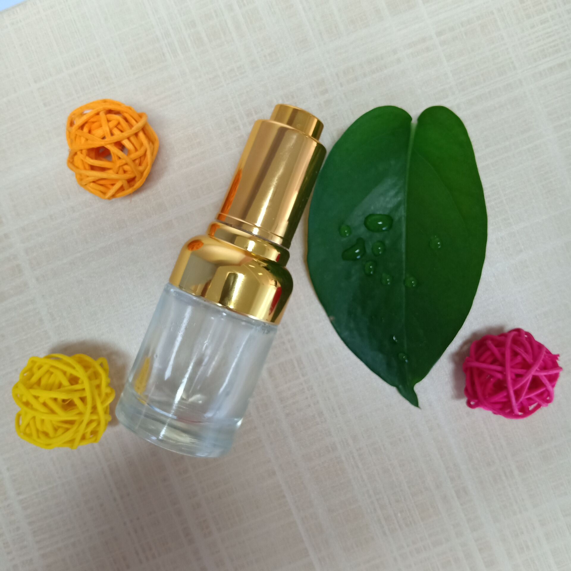 10ml 15 ml 30ml 30 ml 50 ml rotary drip pump automatic black frosted matte round essential oil vacuum serum bottle pump dropper