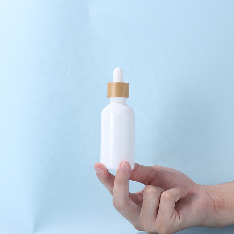 10ml 15ml 20ml 30ml 50ml 100ml White porcelain essential oil serum glass dropper bottle with bamboo cap