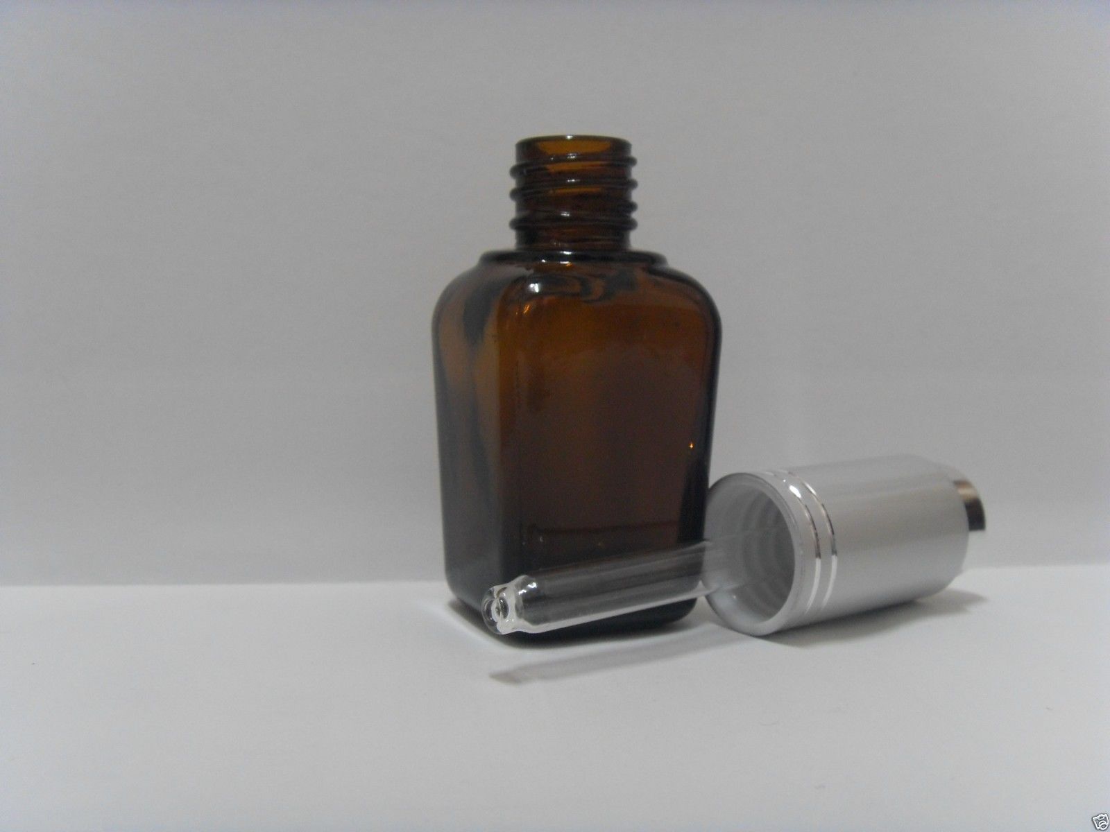10ml 20ml 30ml 50ml 100ml essential oil clear amber glass square dropper bottle