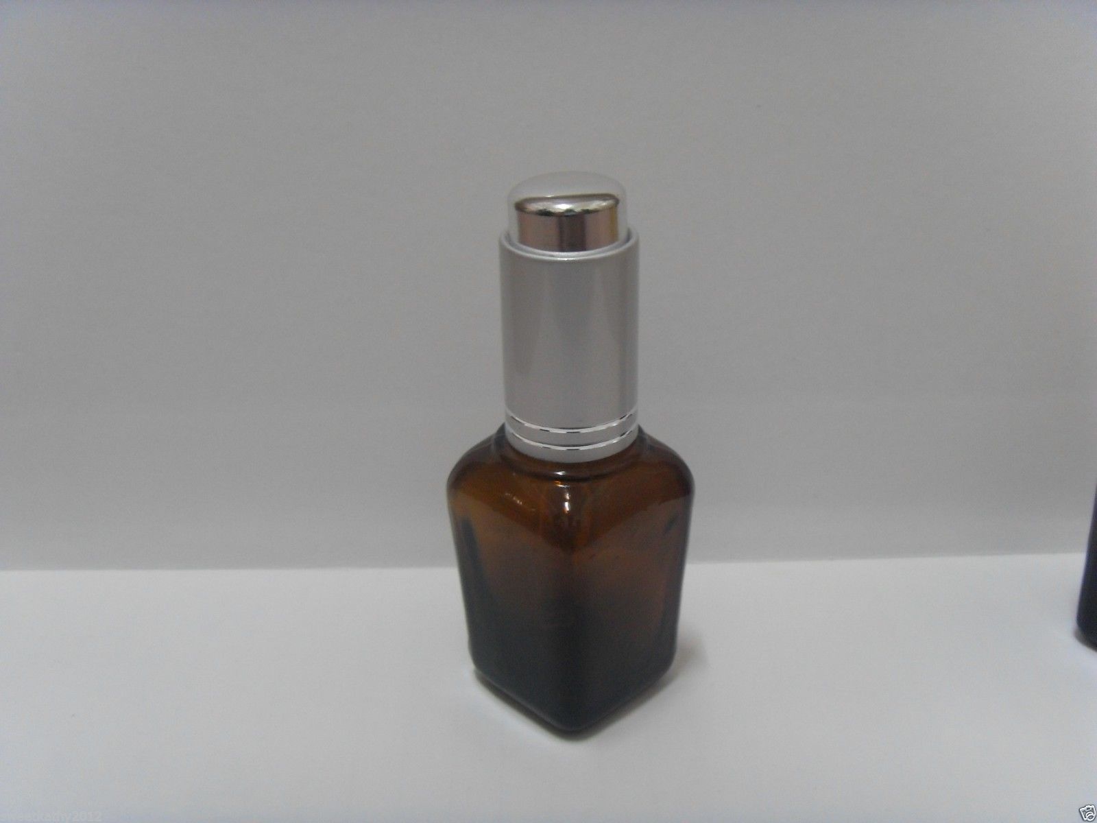 10ml 20ml 30ml 50ml 100ml essential oil clear amber glass square dropper bottle
