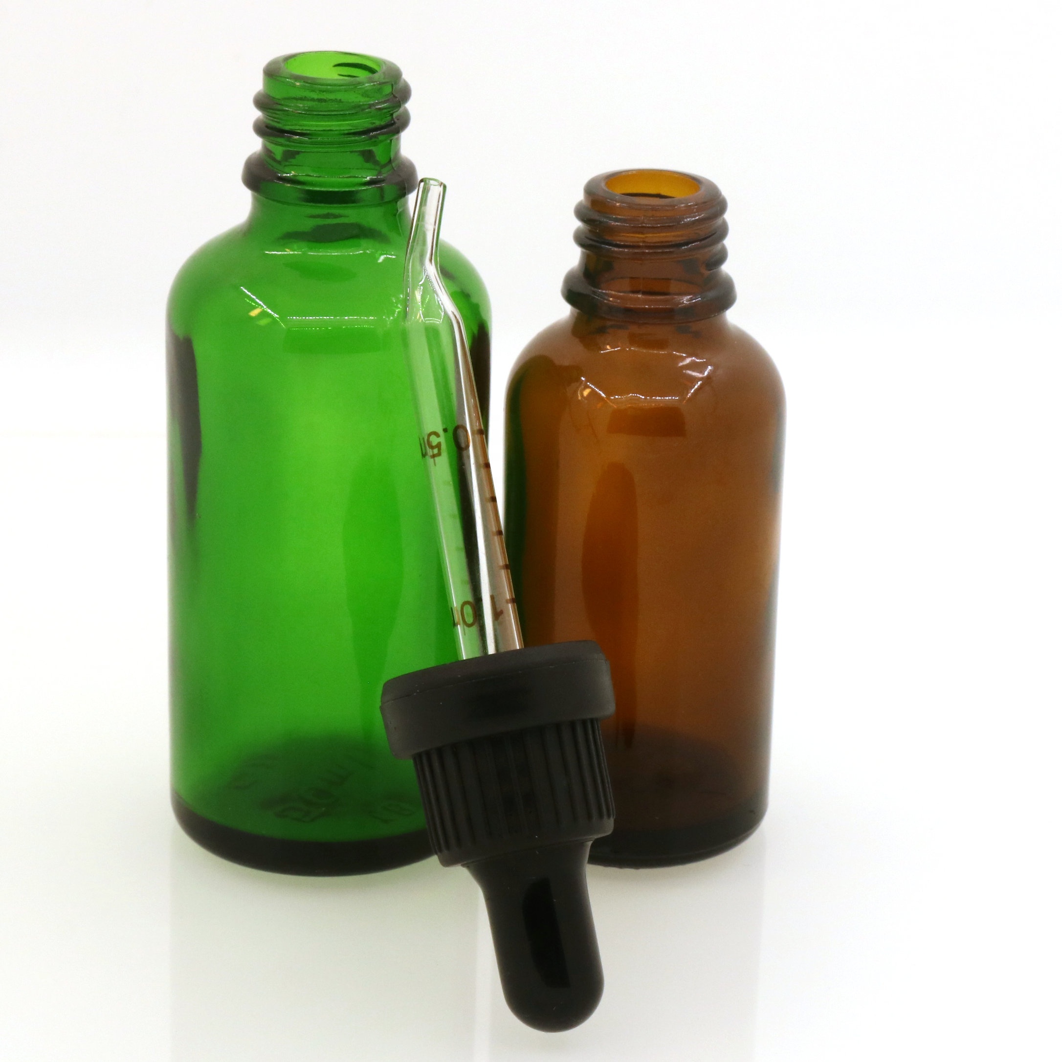 10ml 20ml 30ml 50ml amber glass bottle with Angle Curved Tip Glass Pipette dropper and black childproof Cap