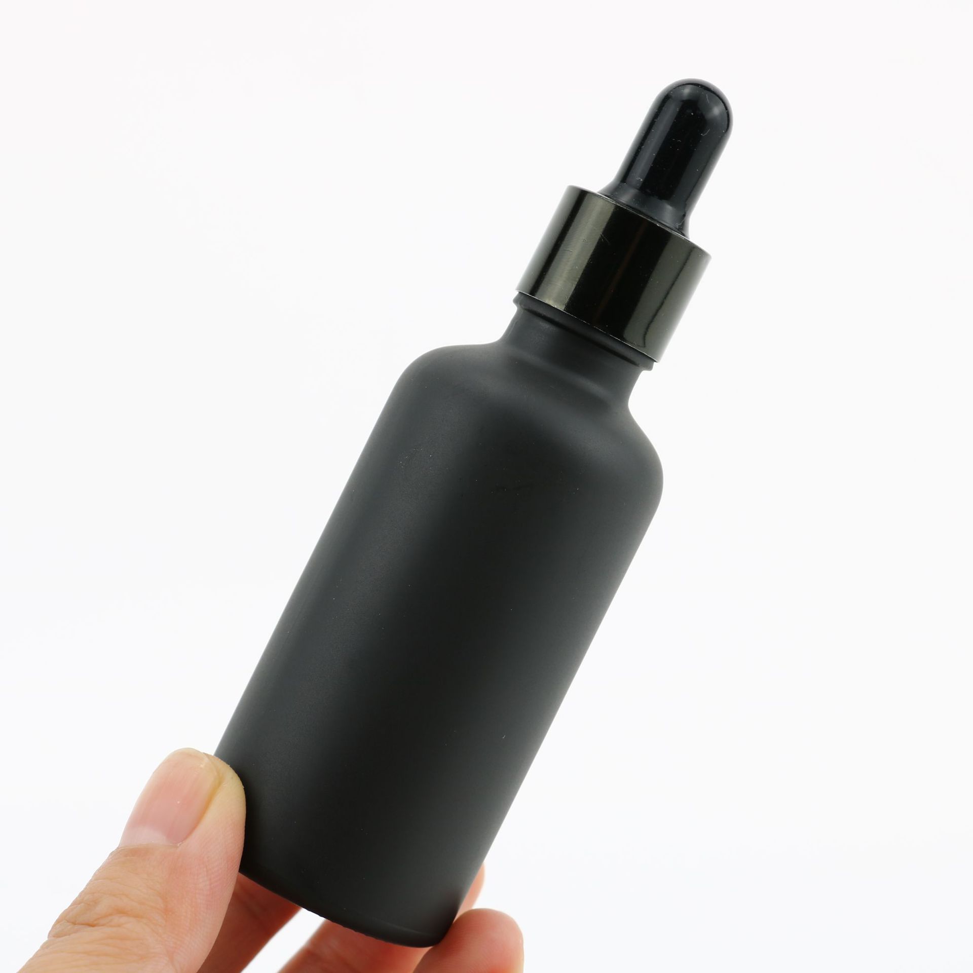 10ml 30ml 50ml 100ml custom glass serum dropper Matt container paint essential oil 30ml black dropper bottle with bamboo Logo