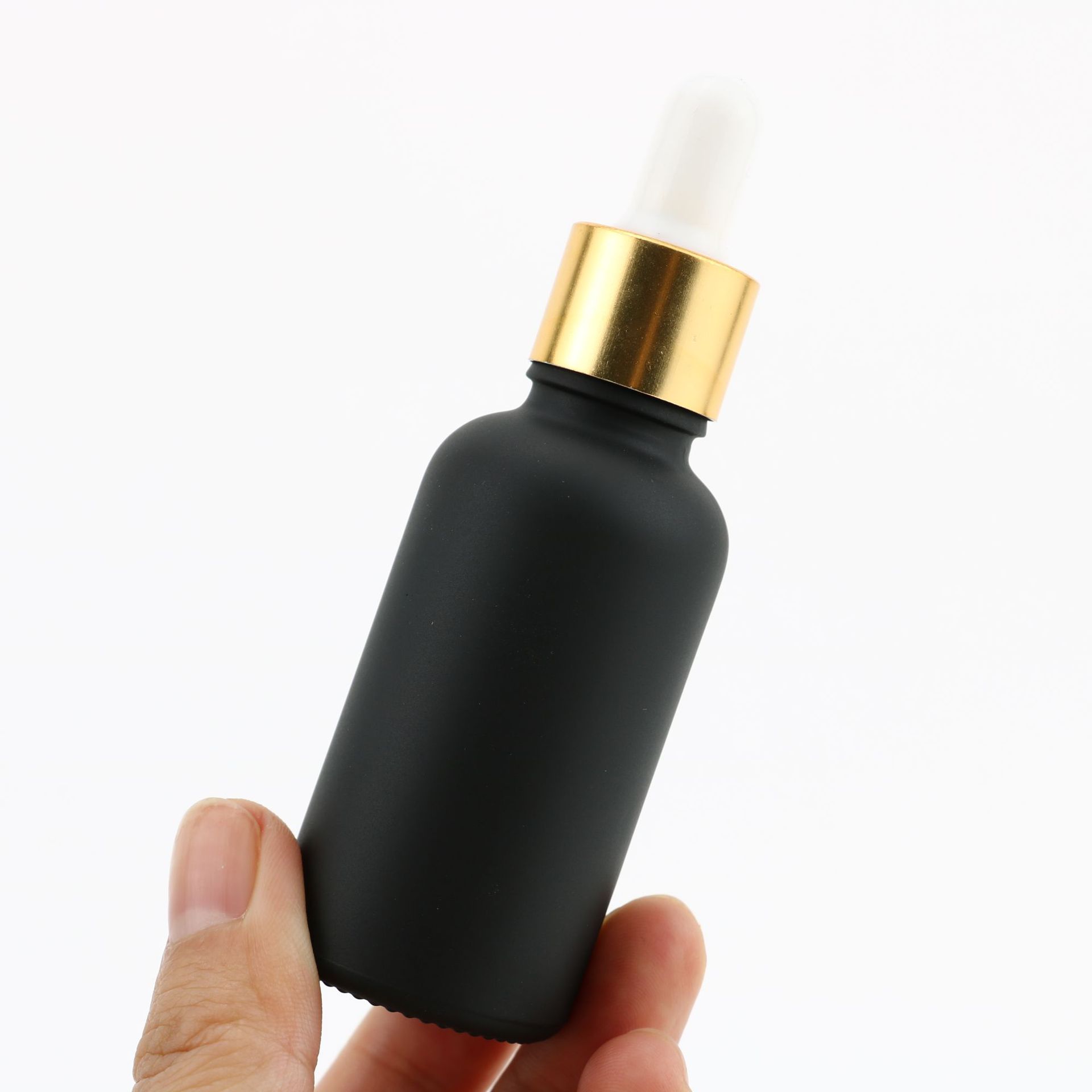 10ml 30ml 50ml 100ml custom glass serum dropper Matt container paint essential oil 30ml black dropper bottle with bamboo Logo