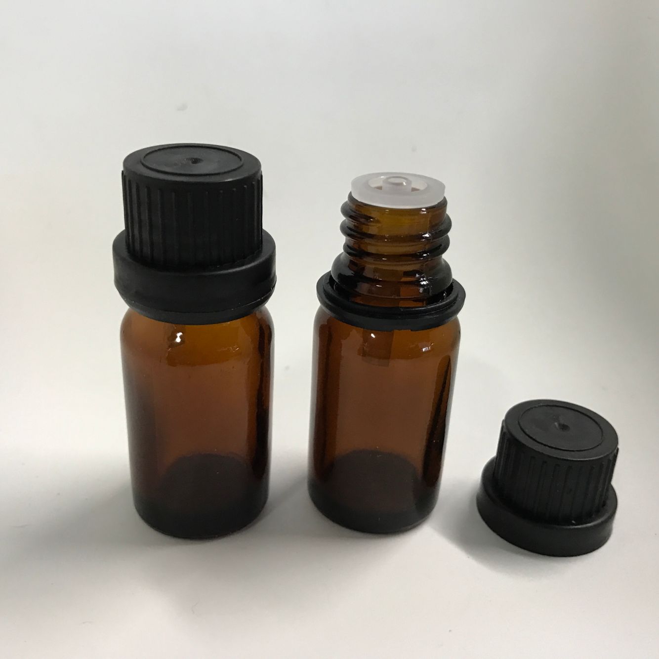 10ml Amber DIN18mm Euro Glass Bottle Essential Oil Glass Bottle with dropper or screw cap or fine mist spray