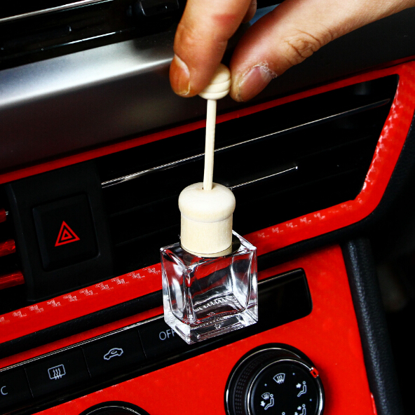 10ml Clear Flat Square Empty Car Hanging Diffuser Glass Perfume Bottle with Wooden Cap for Air Freshener
