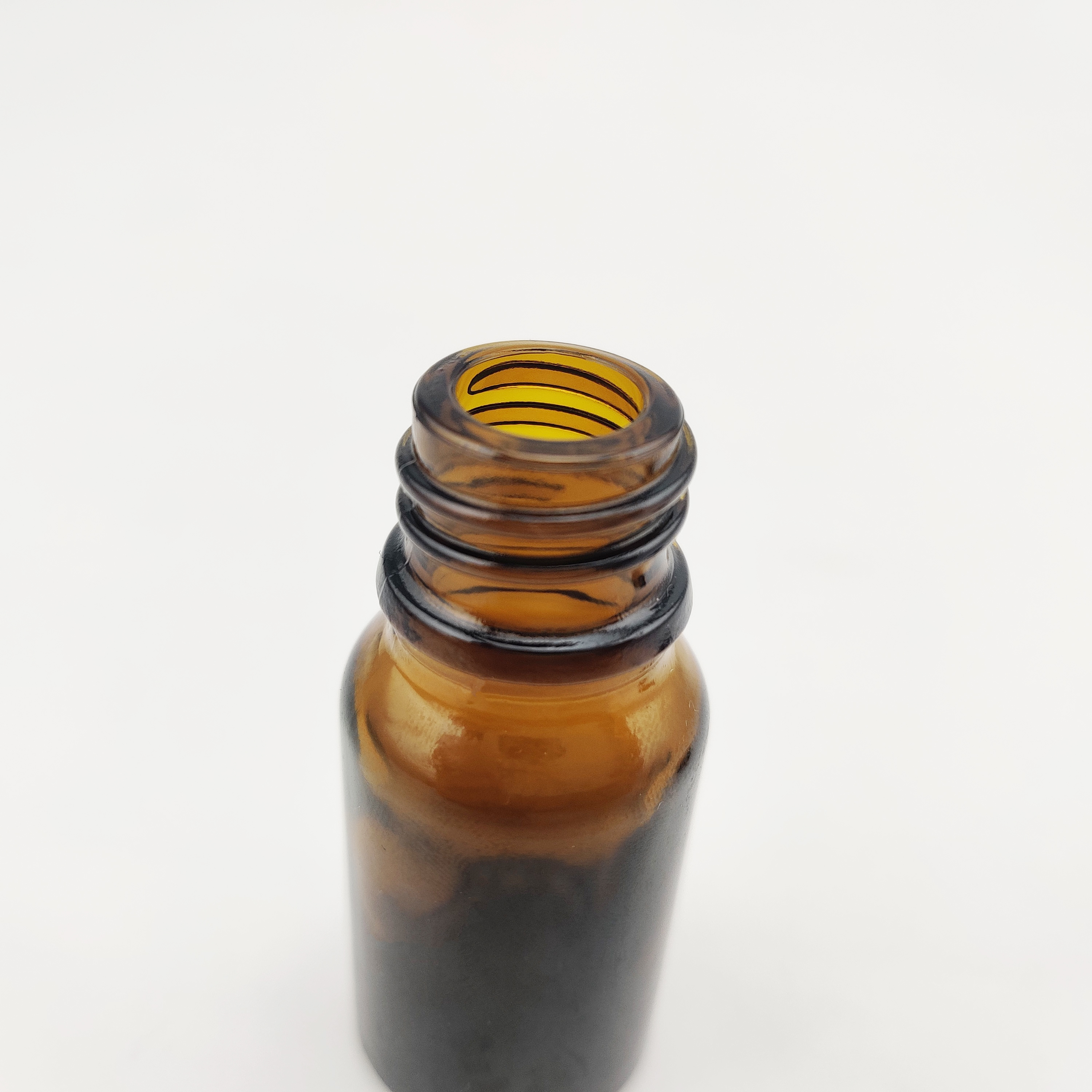 10ml Glass Essential Oil Bottle Brown Glass Essential Oil Bottle with Black Screw Cap