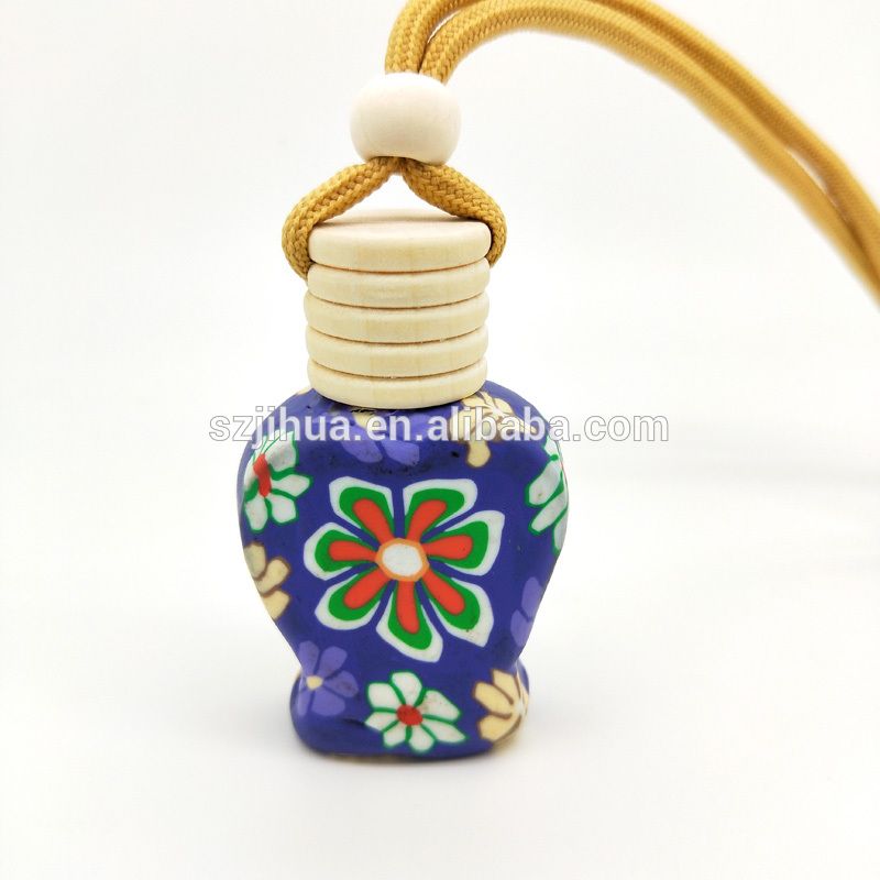 10ml Heart Shape Wooden cap polymer Clay Car Pendant Soft Ceramic Hanging Car Perfume Bottle