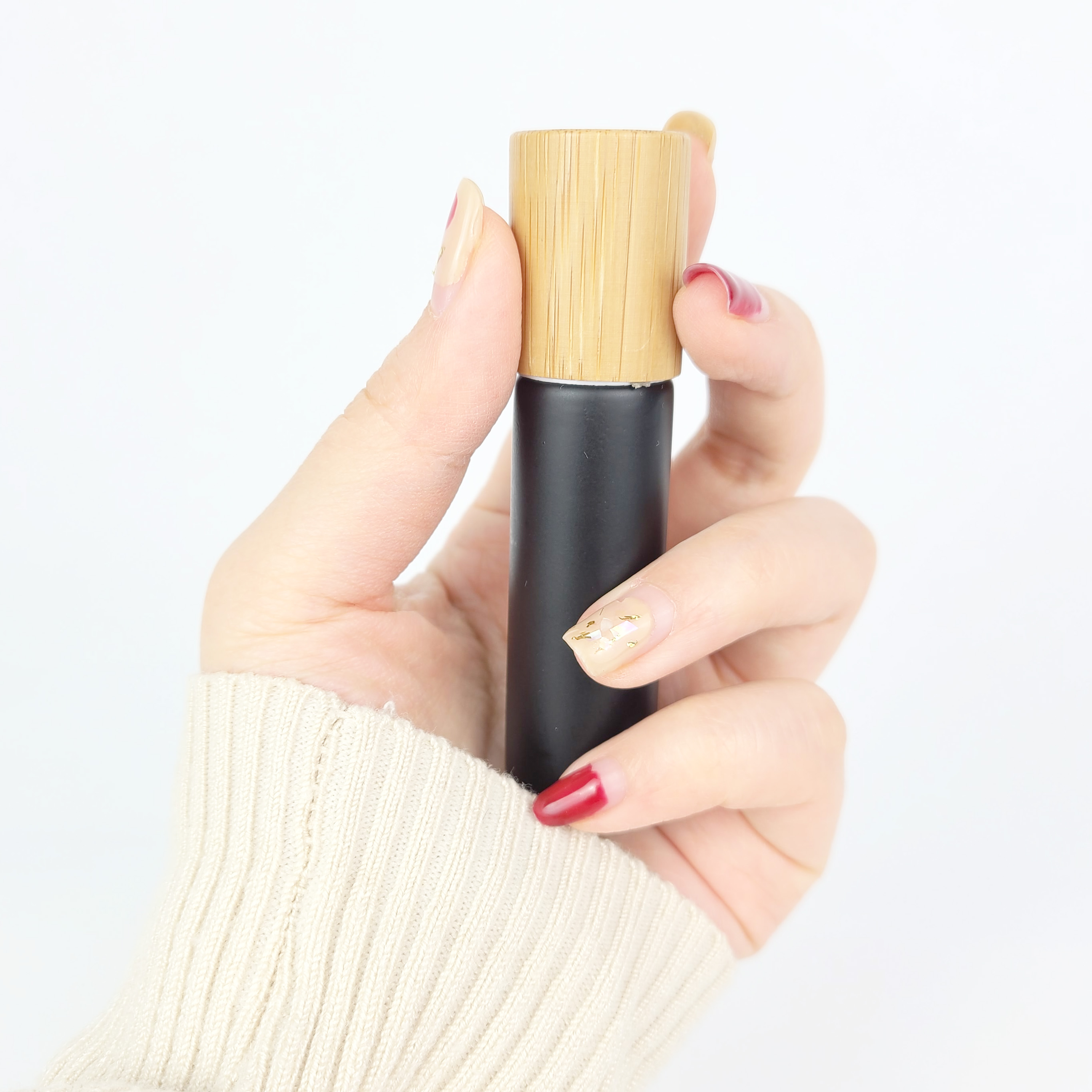 10ml In stock black perfume glass essential oil roller bottles with bamboo cap