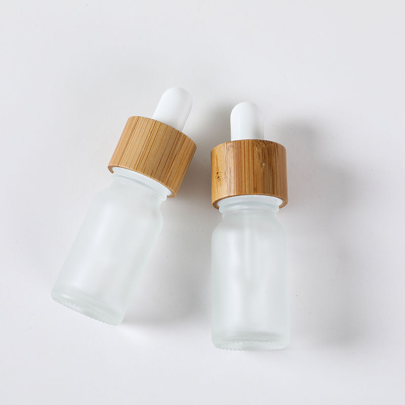 10ml frosted essential oil glass bottle with bamboo lid/ dropper bottle with bamboo cap