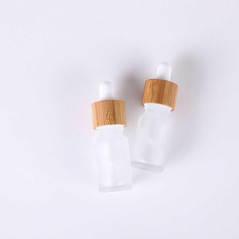 10ml frosted essential oil glass bottle with bamboo lid/ dropper bottle with bamboo cap