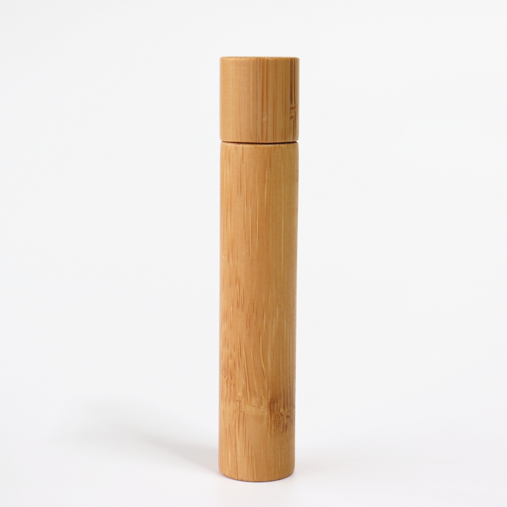 10ml glass essential oil bottle roll on bottle with bamboo cap for essential oil