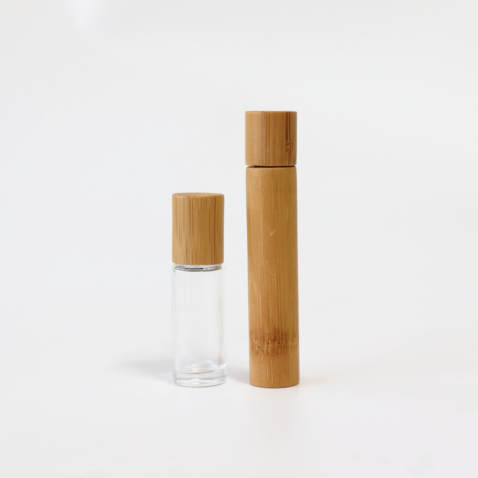 10ml glass essential oil bottle roll on bottle with bamboo cap for essential oil