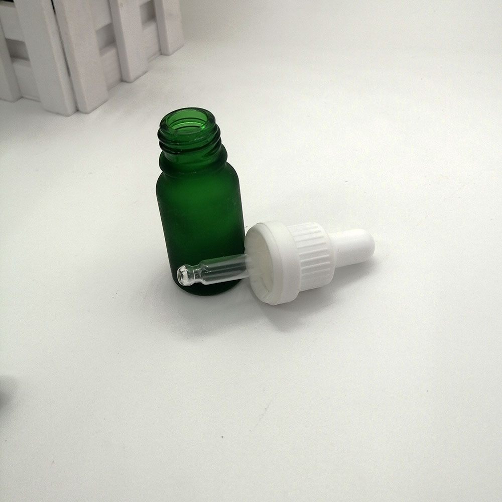 10ml green essential oil Frosted bottle Matte glass bottle dropper With plastic anti-theft lid