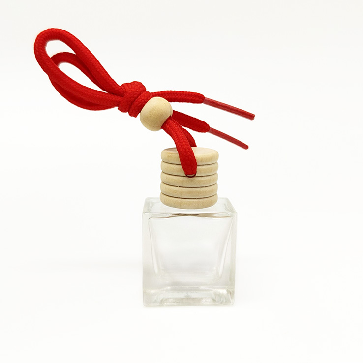 10ml red string and metal clip hanging car glass diffuser bottle