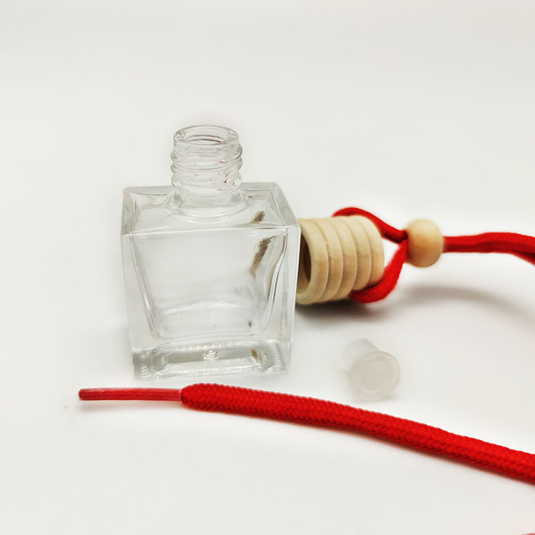 10ml red string and metal clip hanging car glass diffuser bottle