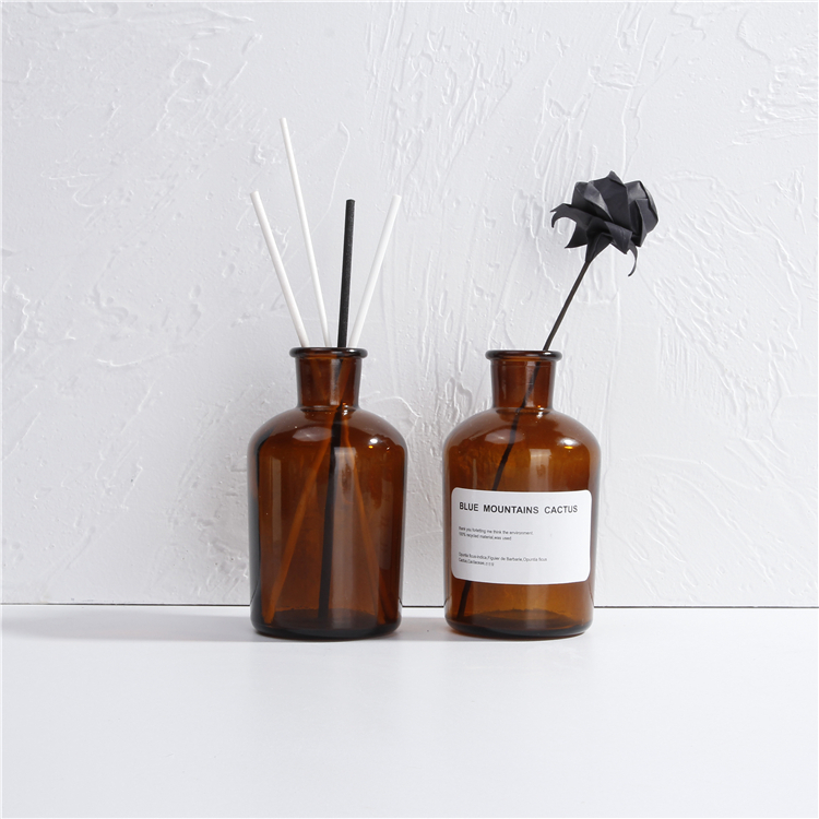 125ml 250ml 500ml Amber Diffuser Wide Mouth Glass Bottle For Perfume Label Sticker Popular Style
