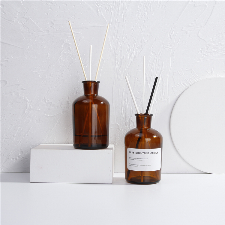 125ml 250ml 500ml Amber Diffuser Wide Mouth Glass Bottle For Perfume Label Sticker Popular Style