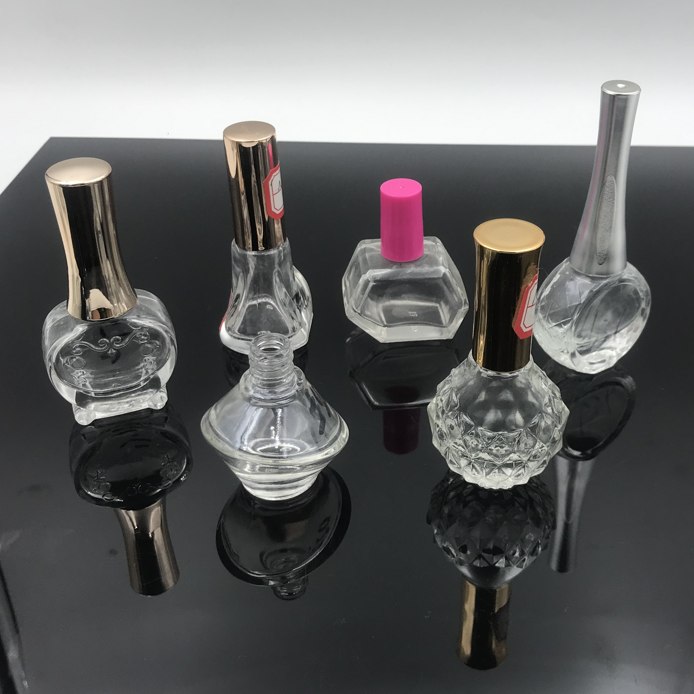 13ml free sample square shape nail polish glass bottle with white cap
