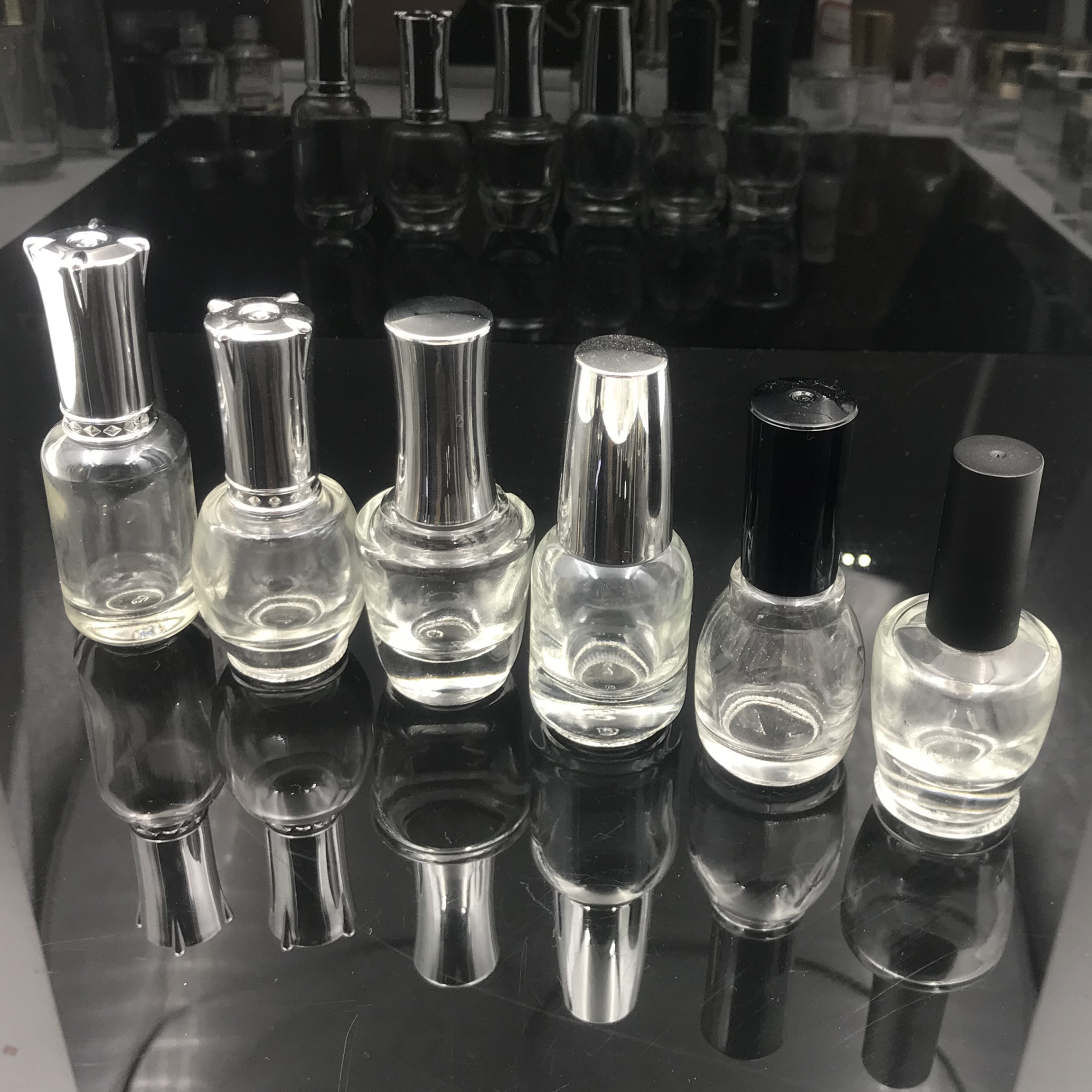13ml free sample square shape nail polish glass bottle with white cap