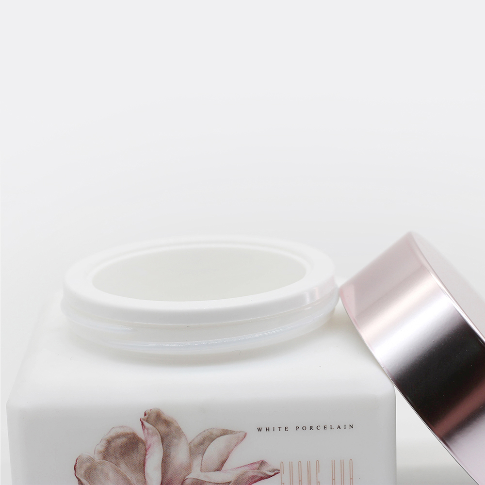 150g cosmetic white opal glass cream jar with decoration for skin care