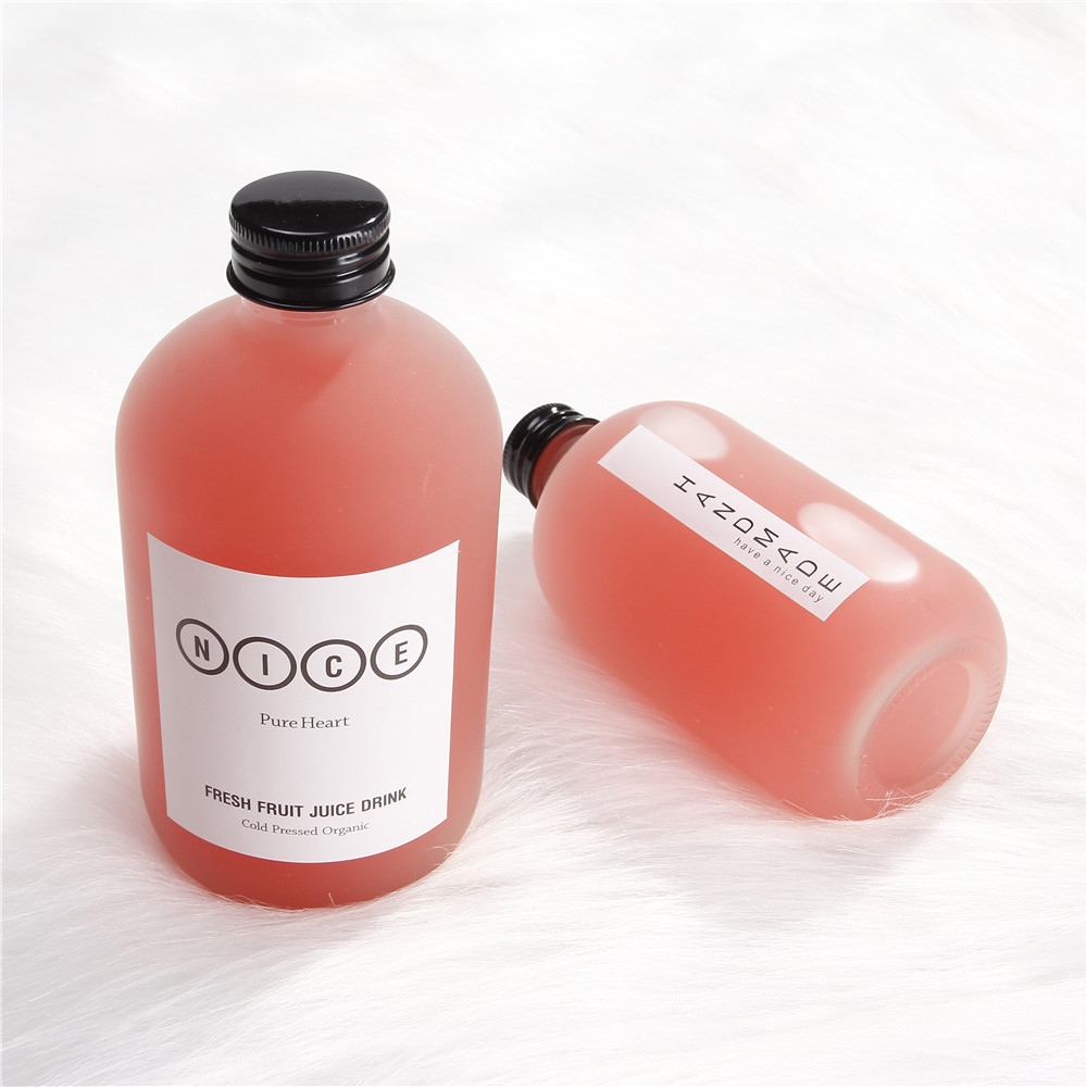 150ml 250ml Round Frosted Screw Top Juice Glass Coffee Bottle With Cork For Beverage Packaging