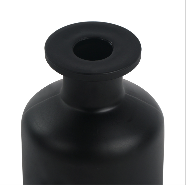 150ml Luxury Round Empty Matte Black Reed Diffuser Glass Bottles Wholesale Car Perfume Glass Bottle