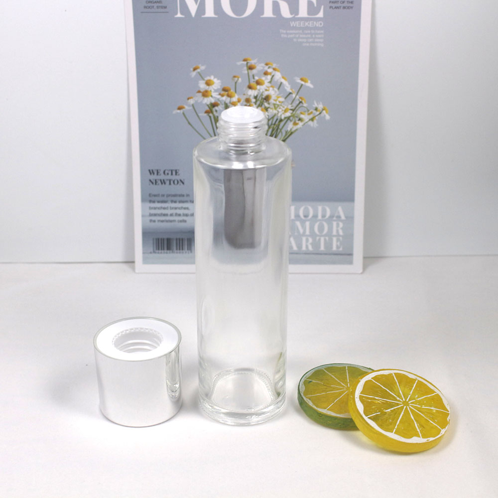 150ml clear glass Toner bottle with silver white cover high-capacity container