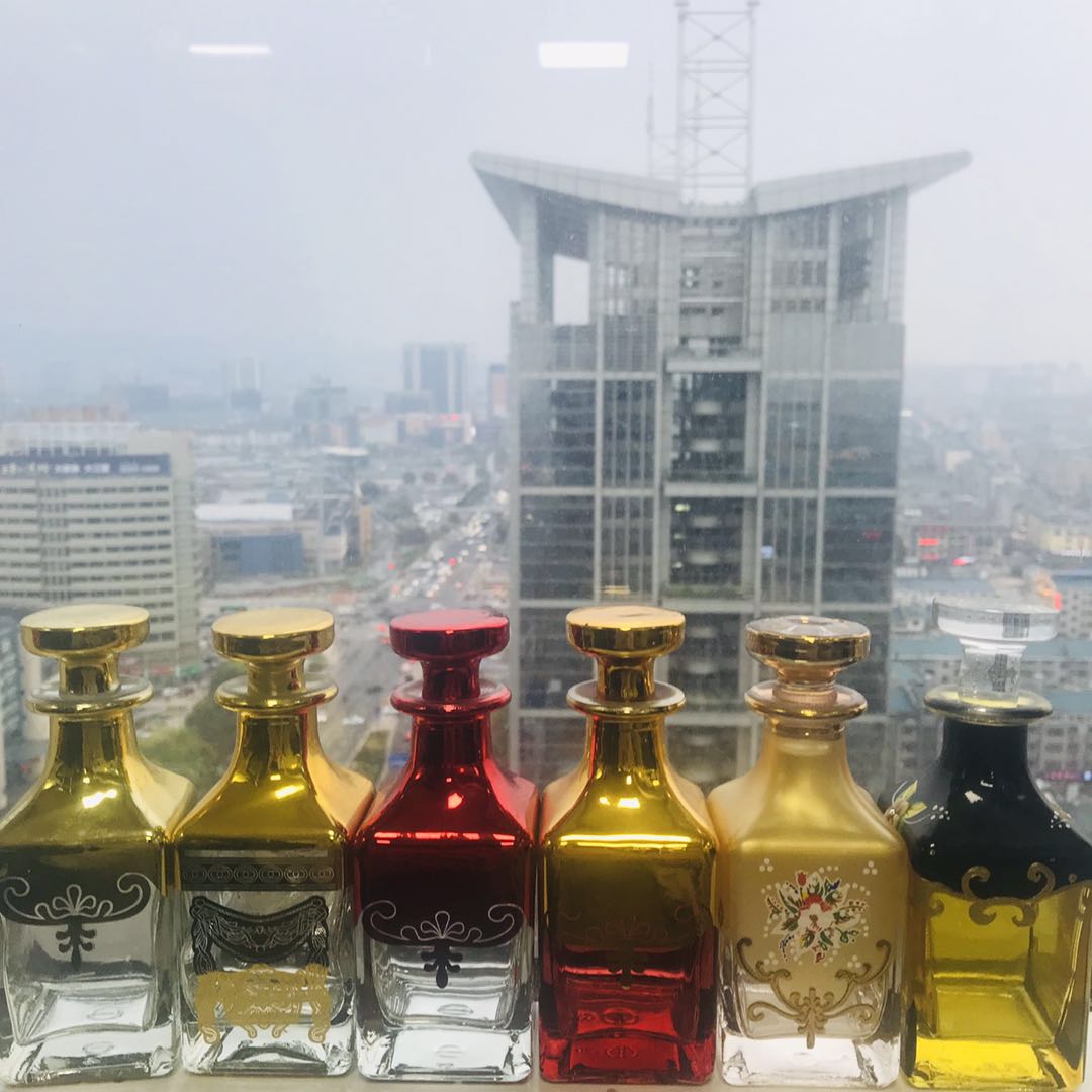 150ml gold silver painting glass decanter for attar perfume oil display