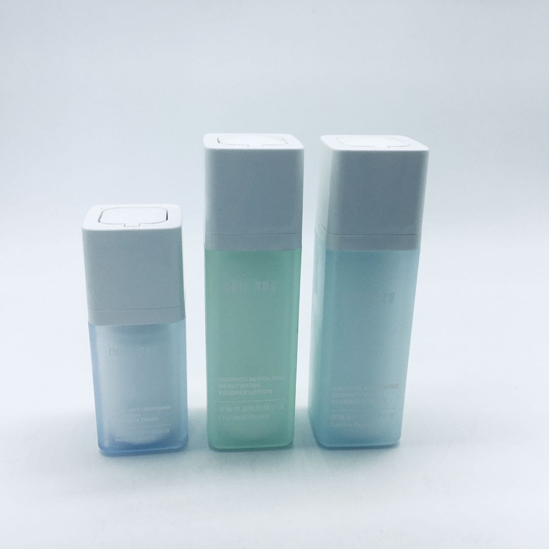 15ML 30ML 50ML Wholesales acrylic plastic square twist airless bottle for cosmetics containers and packaging